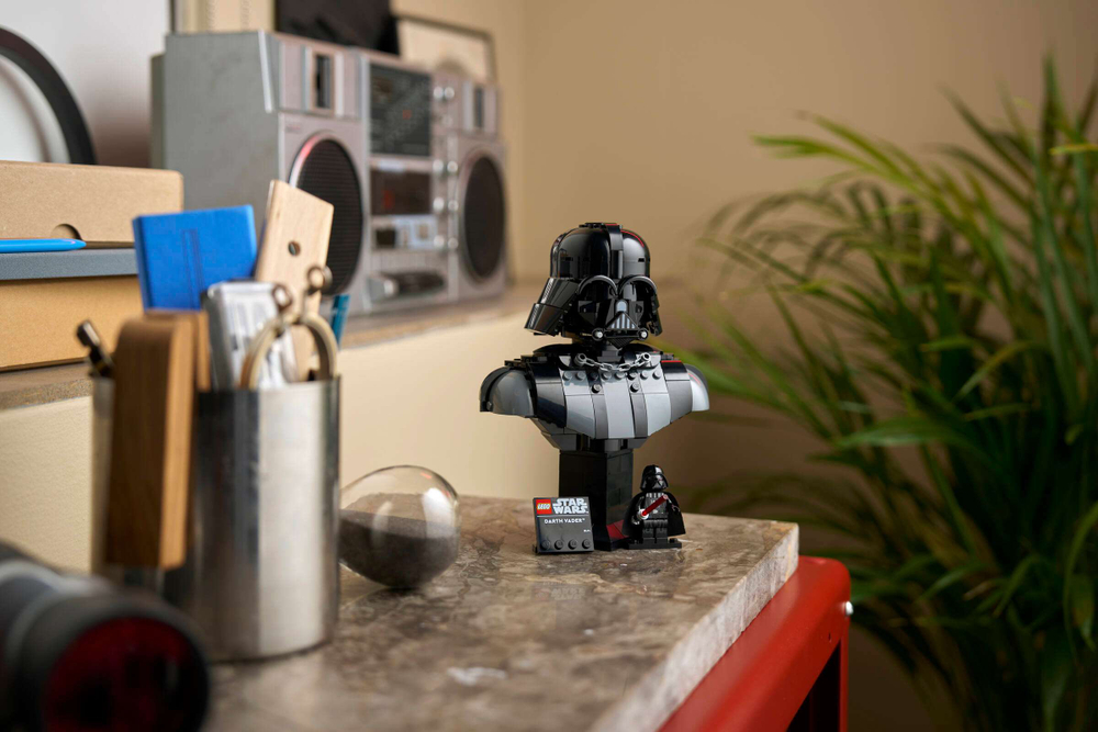 Конструктор LEGO Star Wars 75439 Darth Vader Bust