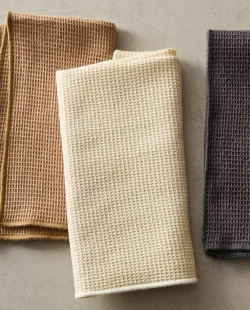 ZARA HOME ВАФЕЛЬНЫЕ КУХОННЫЕ ПОЛОТЕНЦА (НАБОР ИЗ 3 ШТ.), СЕРЫЙ/КОРИЧНЕВЫЙ