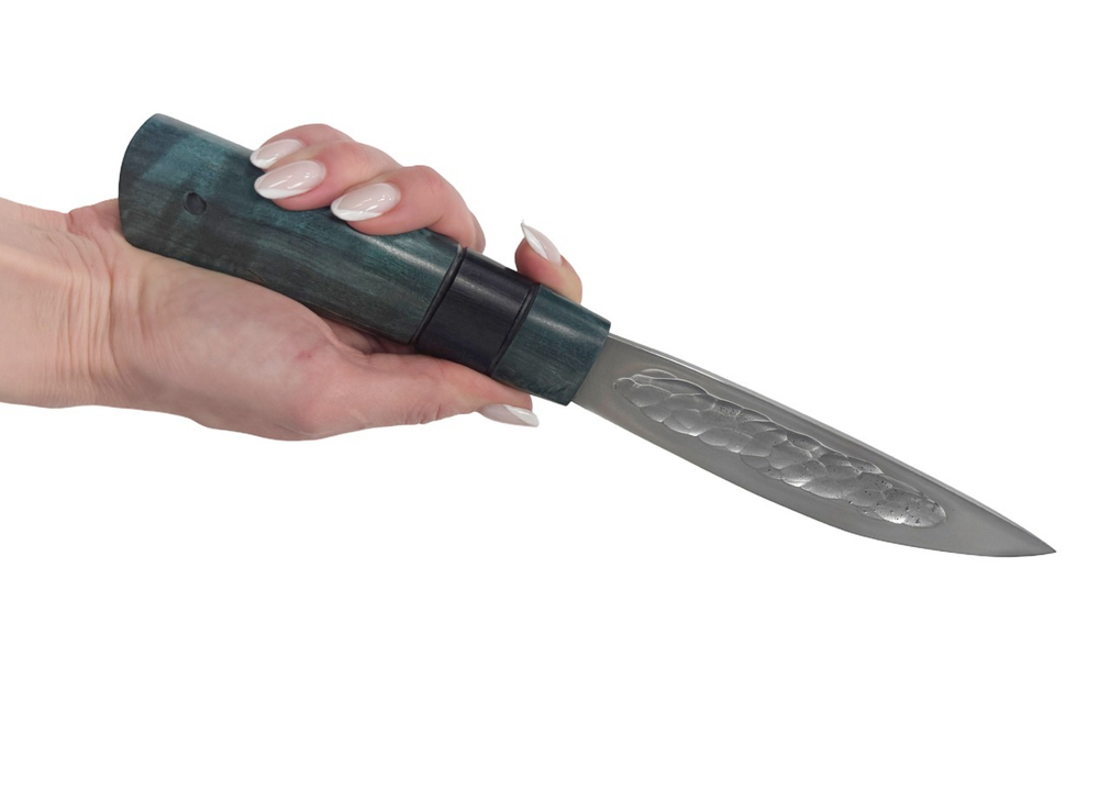 Нож Север, Bohler N690, рукоять стаб.карельская береза, изумрудный цвет