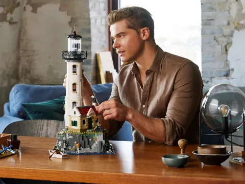 Конструктор LEGO Ideas 21335 Моторизованный маяк