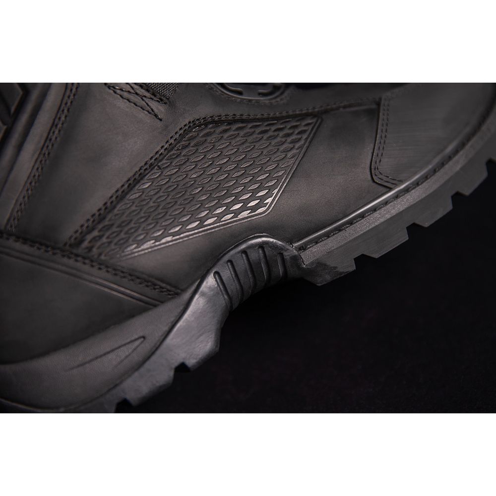 Stormhawk / Черный