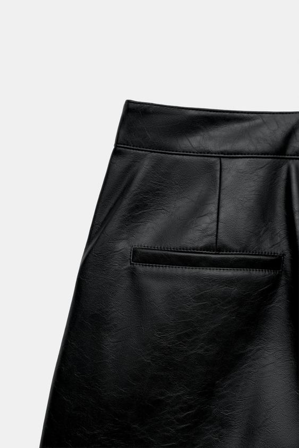 ZARA ШОРТЫ ИЗ ИСКУССТВЕННОЙ КОЖИ С ВЫСОКОЙ ПОСАДКОЙ, ЧЕРНЫЙ