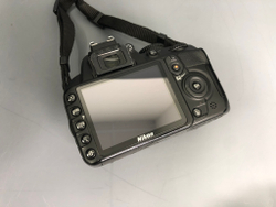 Nikon D3100 8.950 кадров