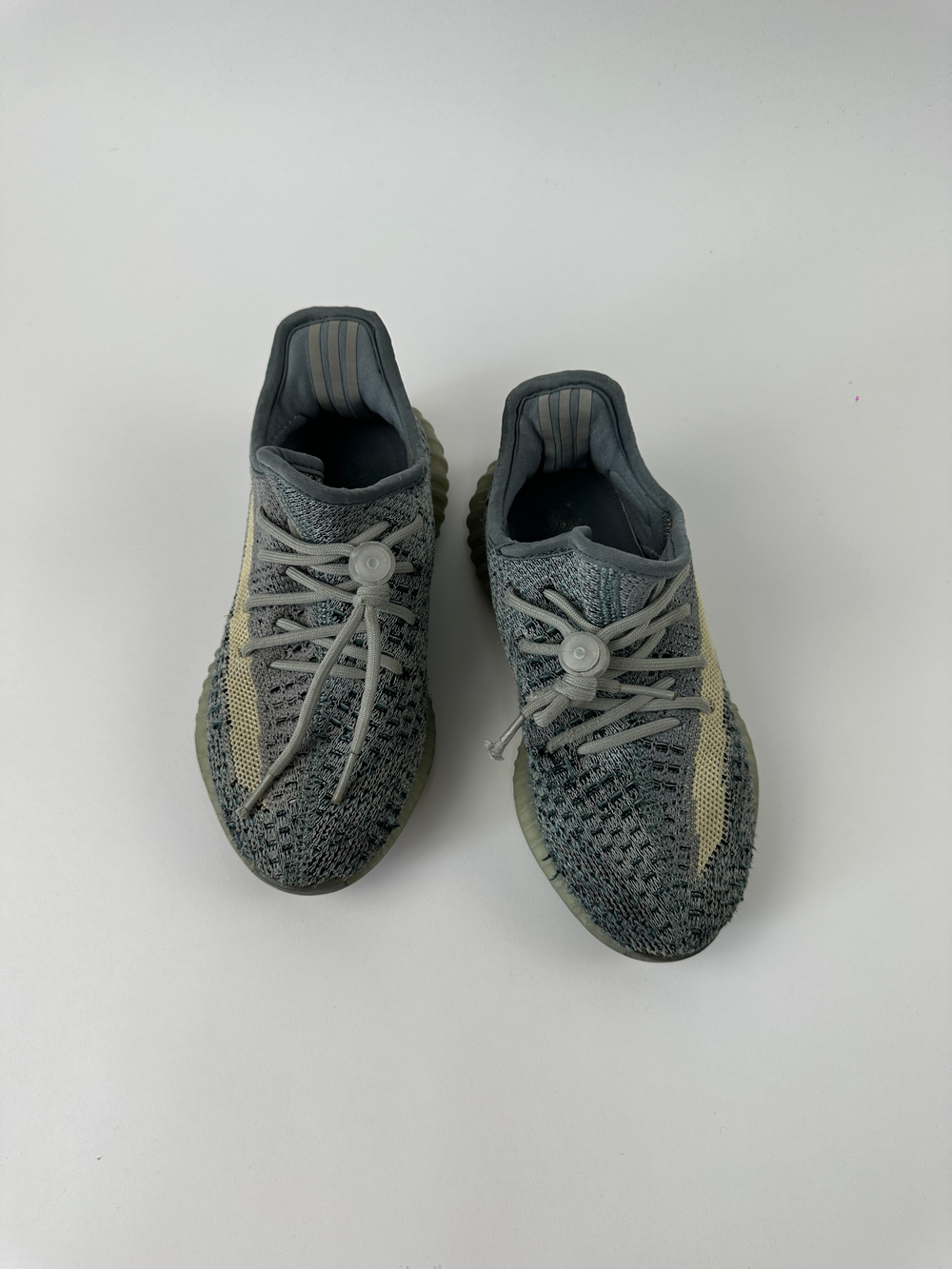 Кроссовки Adidas Yeezy boost