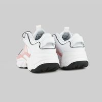  Кроссовки женские Adidas Originals Magmur Runner артикул:EG5435 - купить в магазине Дайс