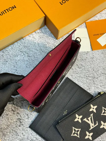 Клатч женский Louis Vuitton Felicie черный