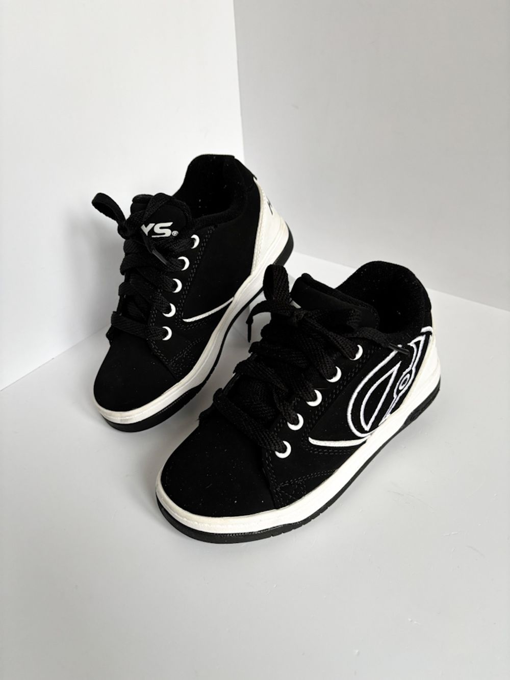 Роликовые кроссовки Heelys, 30