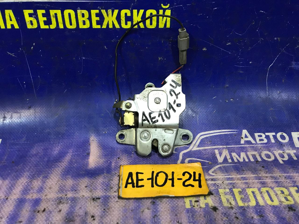 Замок багажника TOYOTA MARINO 1992