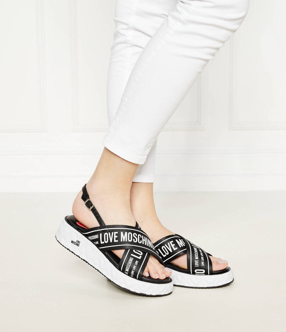 Босоножки кожаные NASTROLOGO Love Moschino - черный(JA16315I0IIX3)