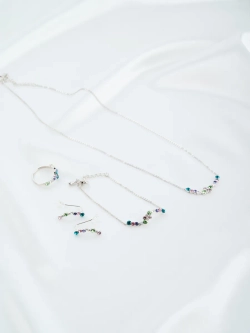 Кольцо Млечный путь с разноцветными кристаллами Swarovski