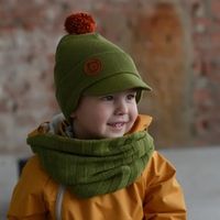Шапка вязаная с козырьком "Фисташка"