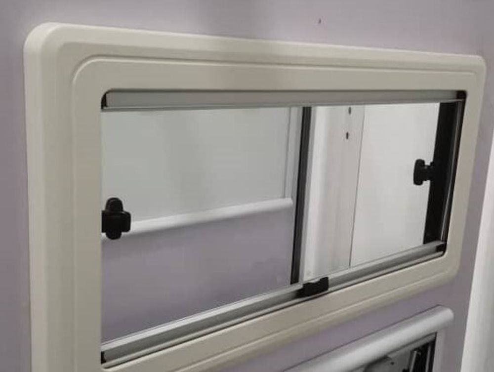 Окно сдвижное Mobile Comfort W1060SR 1000x600 мм, штора рулонная, антимоскитка