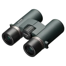Бинокль Pentax AD 7X32 ED с правого верхнего угла, зелёный корпус