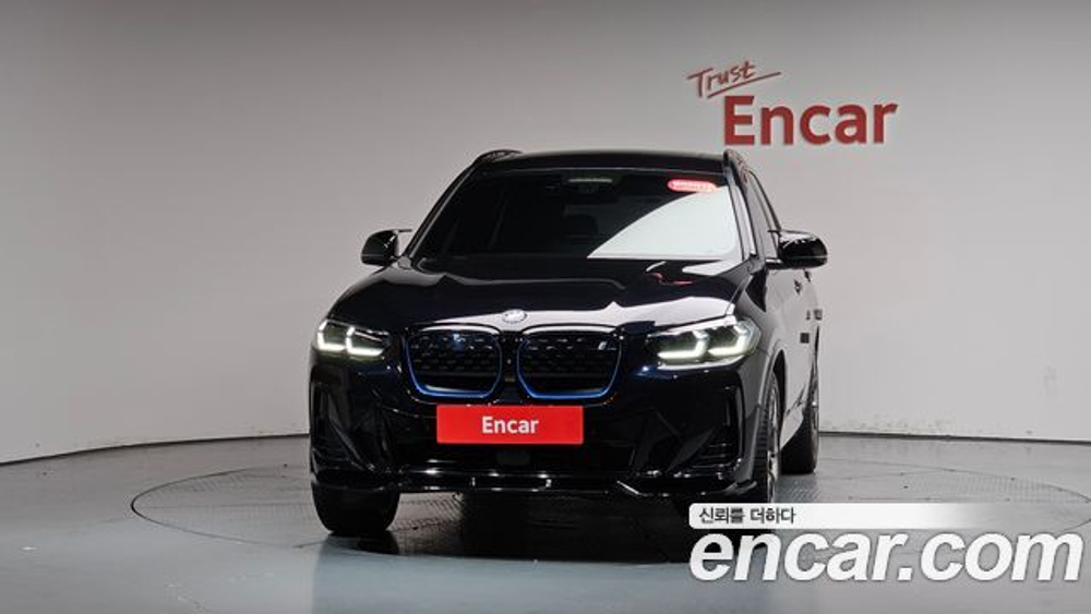 BMW iX3 M Sports — 2024