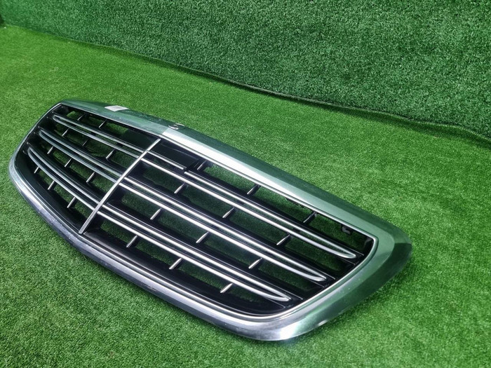 Решетка радиатора Mercedes S w222 (2013-2017)