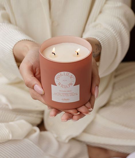 Rose & Oud, свеча Perfect Bloom collection, Echoes