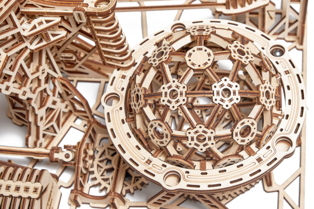 Механическая деревянная сборная модель Wood Trick Бегущий лабиринт Галактика Марбл