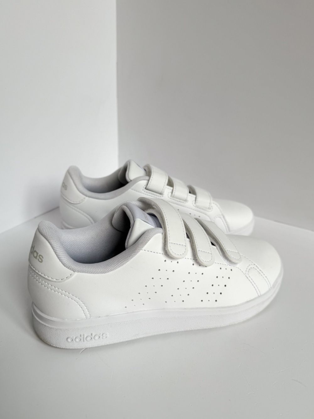 Кроссовки Adidas, 34