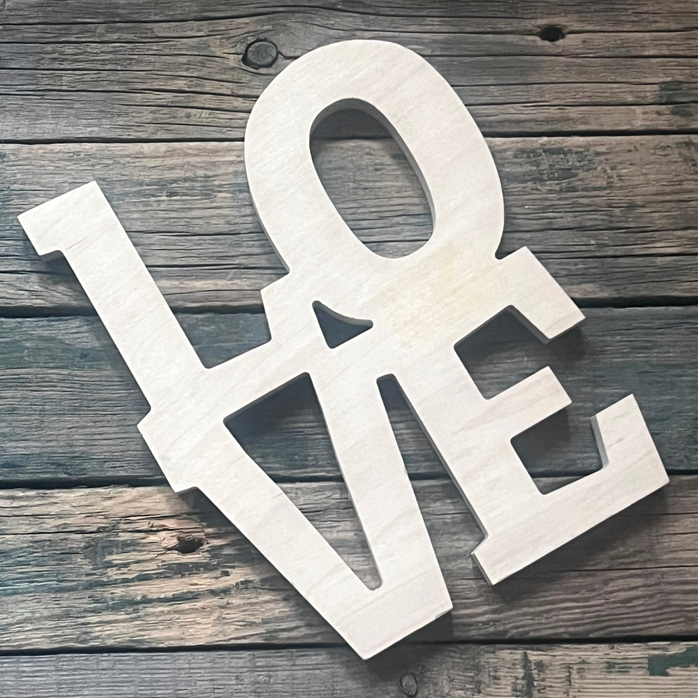 Деревянное слово Love, 15*19 см