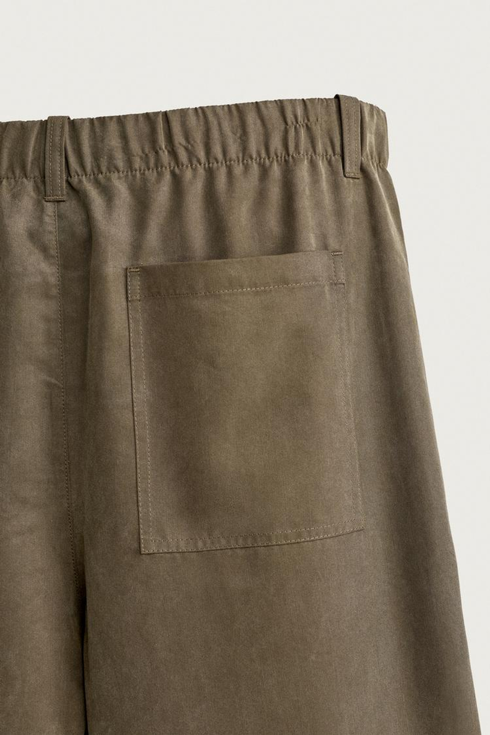 ZARA БРЮКИ СВОБОДНОГО КРОЯ ИЗ СТРУЯЩЕЙСЯ ТКАНИ, КОРИЧНЕВЫЙ