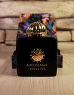 Amouage Interlude Woman (фото обработано, цвет стекла темно-синий)