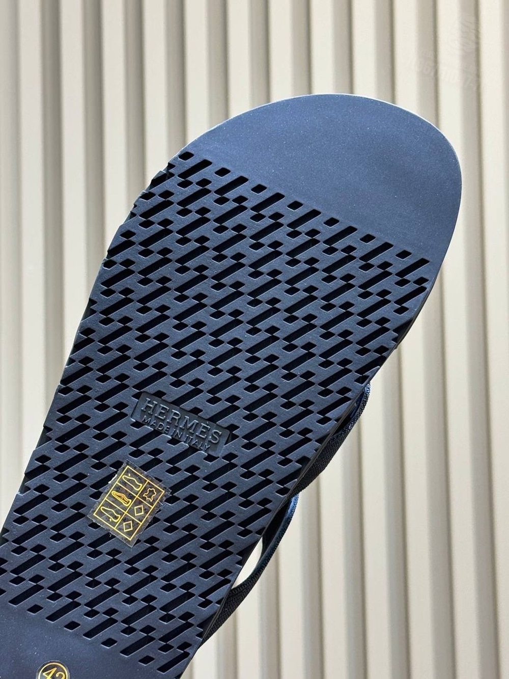 Шлепанцы Hermes Kazimir