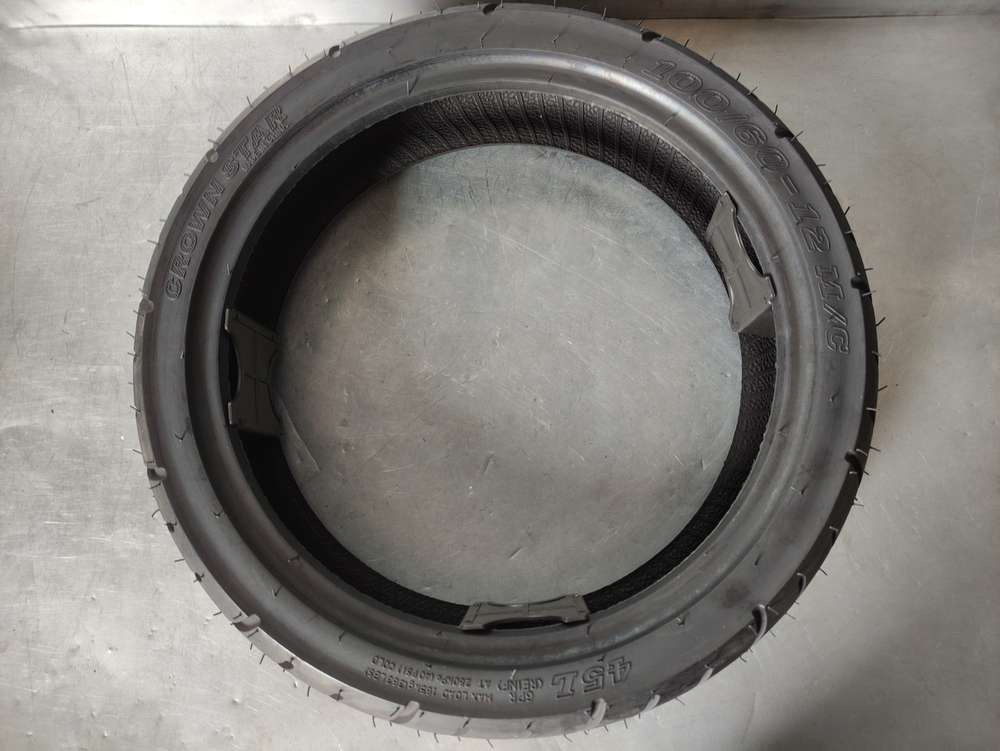 покрышка Crown 100/60-12 TL  HDML 017 (Стелс скиф 50 1e40qmb)