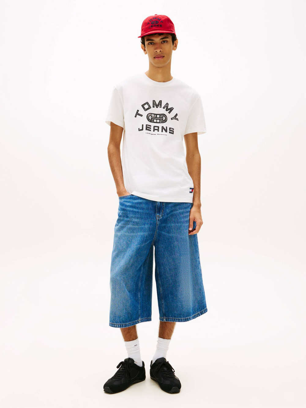 Футболка мужская TOMMY JEANS TJM REG TJ GYM SS TE