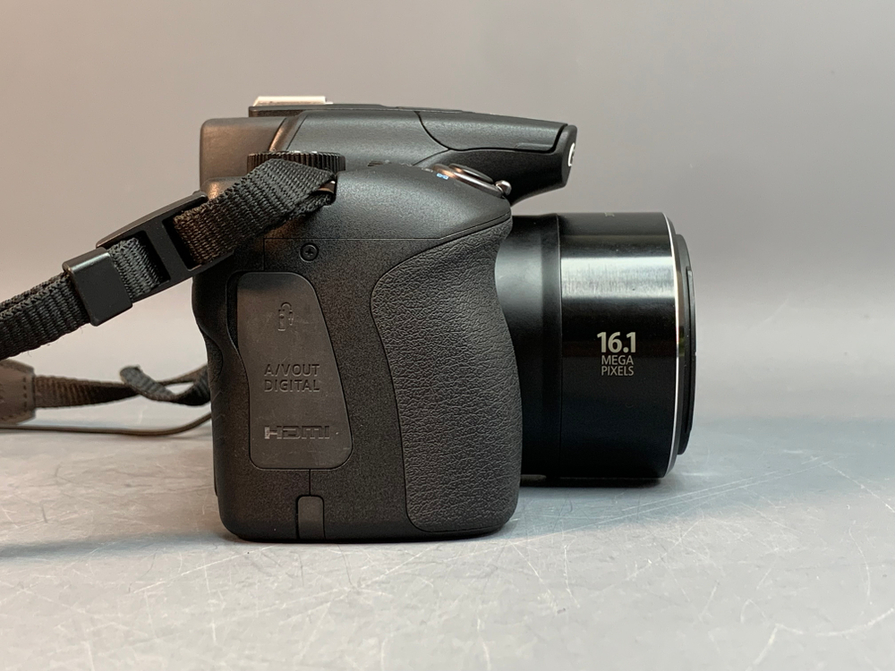 Canon PowerShot SX600 HS
