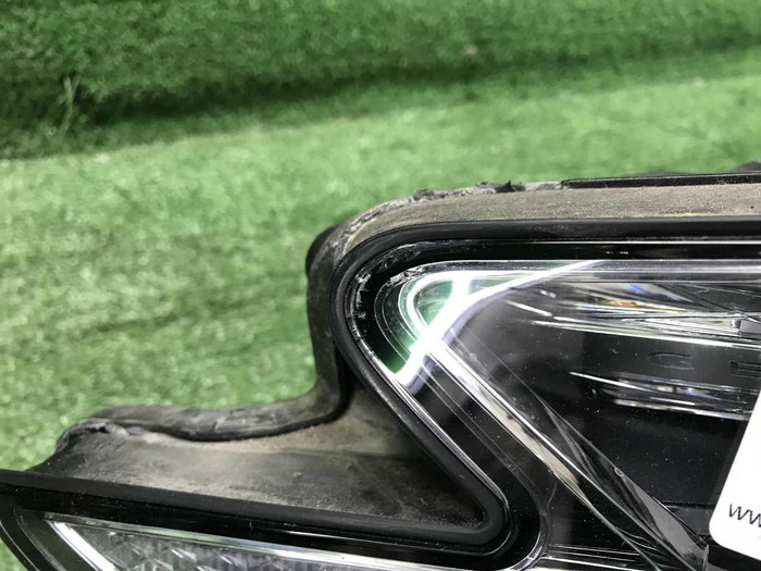 Фара правая Genesis G90 (2018-2022) LED