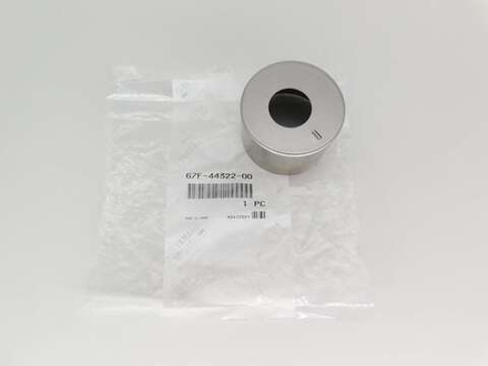 Стакан помпы охлаждения Yamaha F75 F80 F90 F100 67F-44322-00-00