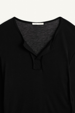 ZARA ФУТБОЛКА СВОБОДНОГО КРОЯ С НАГРУДНИКОМ HENLEY, ЧЕРНЫЙ