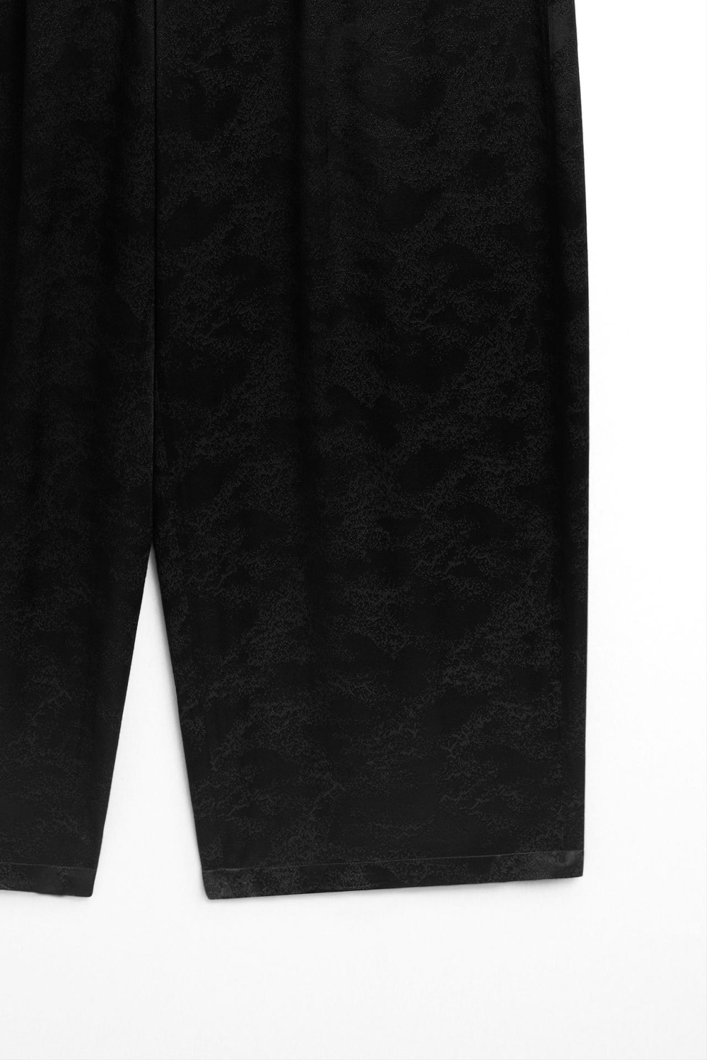 Massimo Dutti Широкие струящиеся брюки с жаккардовой отделкой, черный