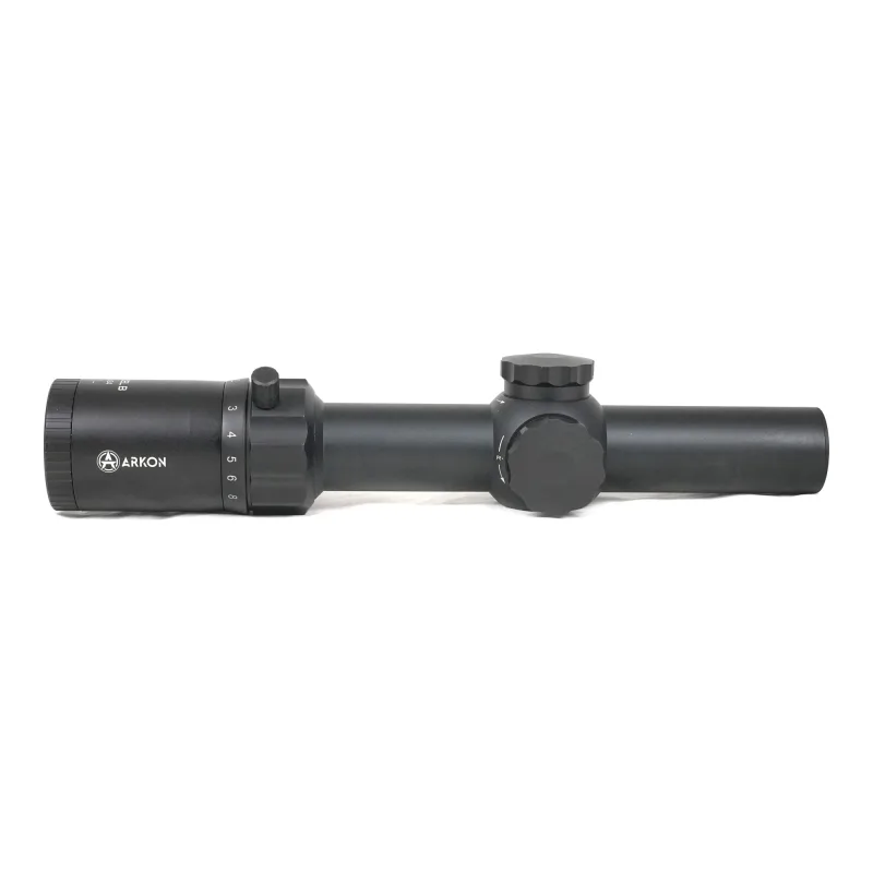 Оптический прицел ARKON Model B 1-8x24 / Аркон Модель Б 1 8 на 24 - вид сбоку, общий вид черного корпуса