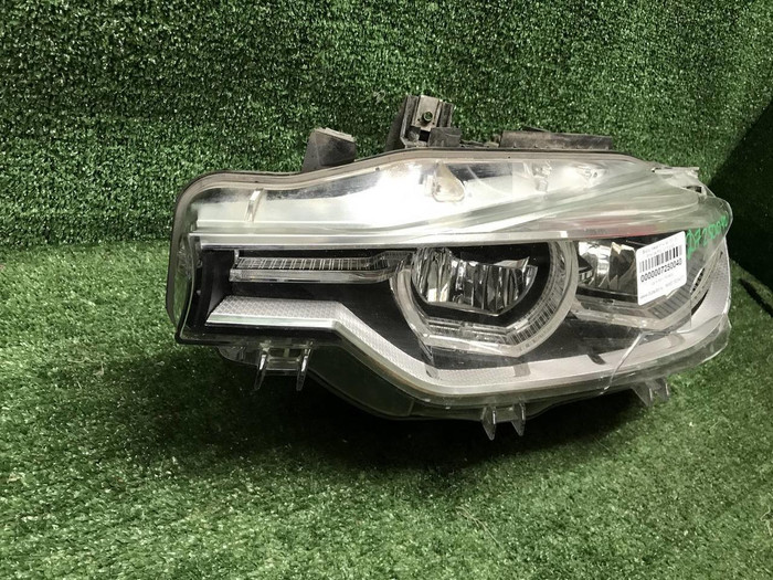 Фара левая BMW 3er F30 (2015-2020) LED