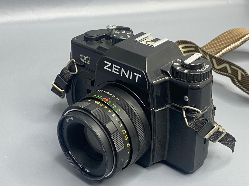Зенит-122 + Helios-44M 58mm f/2