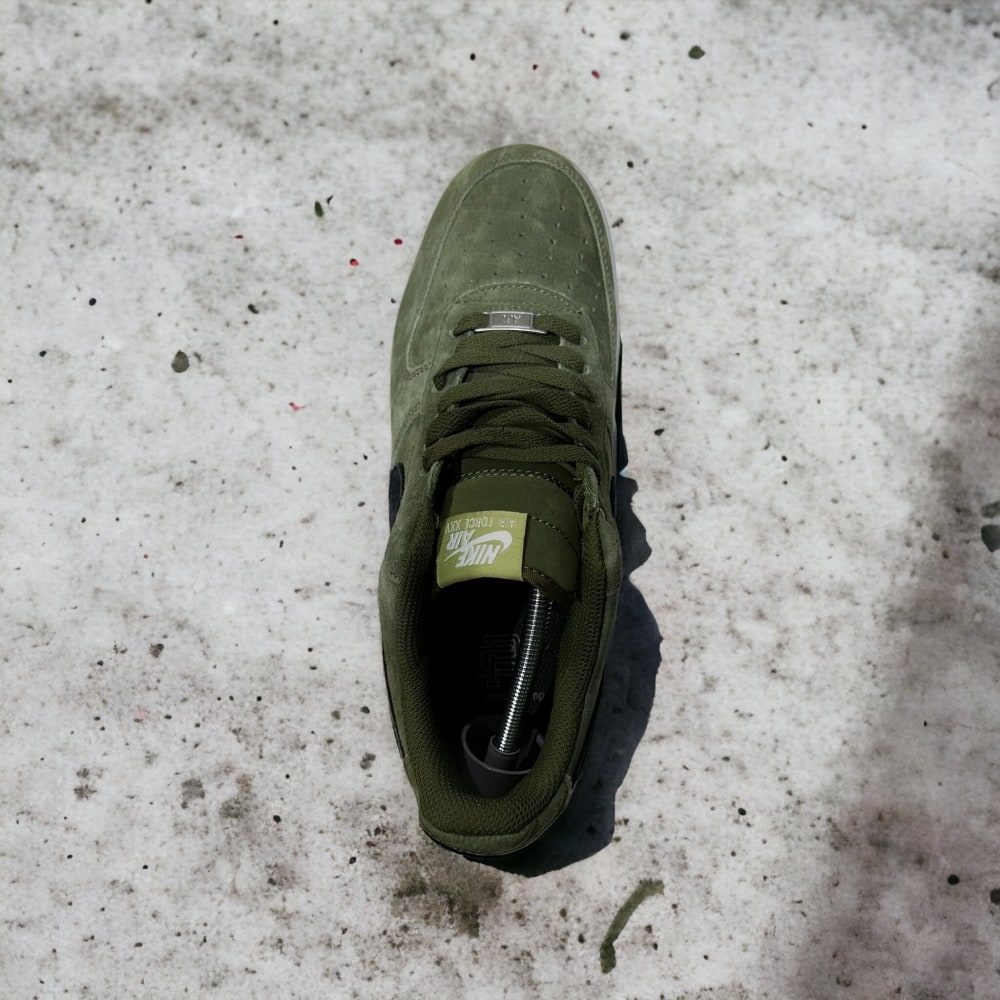 Nike Air Force 1 Low • Dark Green