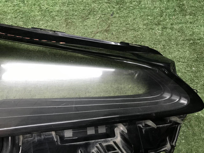 Стекло фары правое Lexus NX 1 (2014-2017)