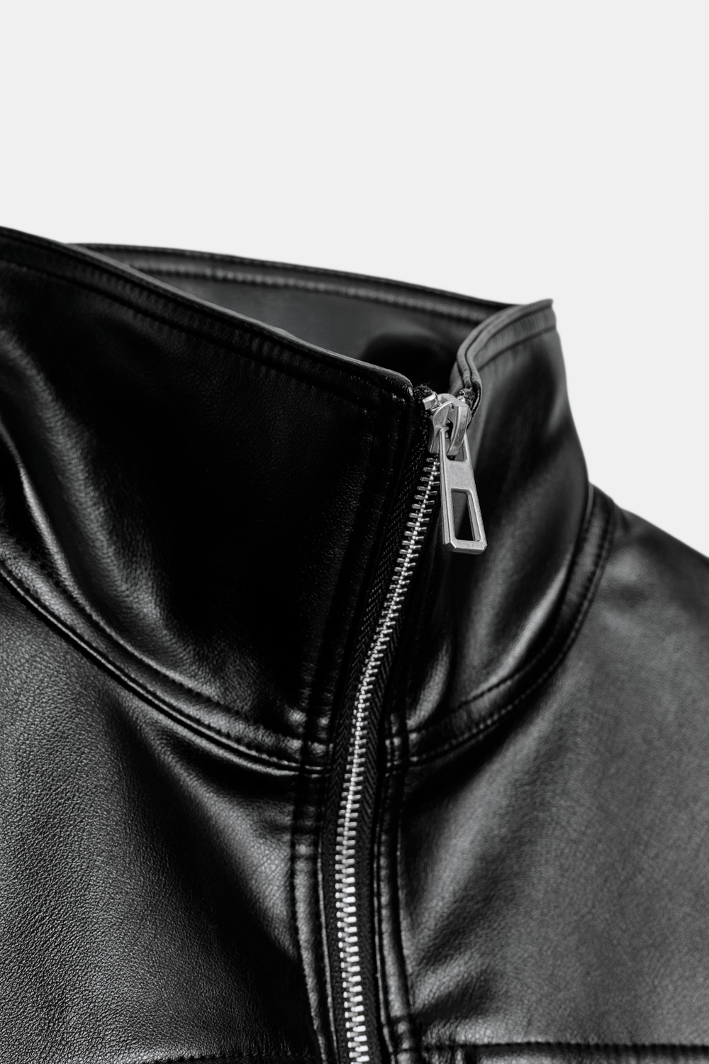 КУРТКА ИЗ ИСКУССТВЕННОЙ КОЖИ С РЕГУЛИРУЕМОЙ ТАЛИЕЙ — ZARA