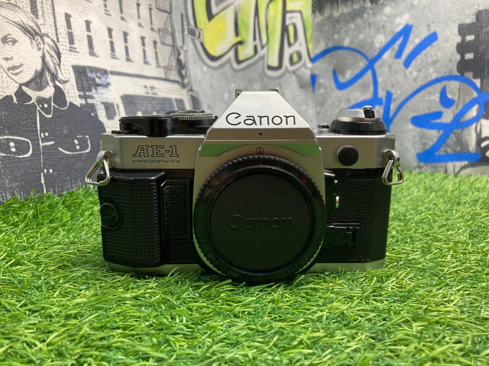 Canon AE-1