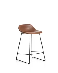 Полубарный стул Zahara из коричневой экокожи с черными стальными ножками, 65 см