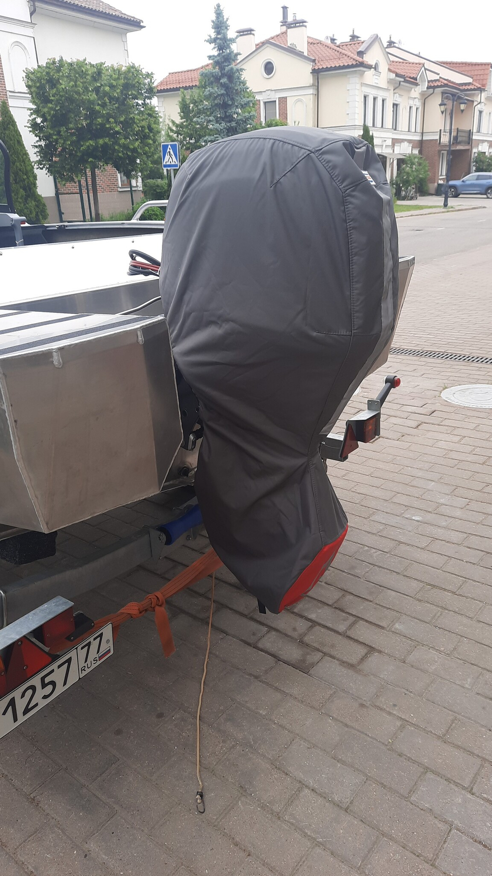 Готовый комплект: лодка Гиргис 440 ФИШ + мотор Yamaha F50LETL. Новый.