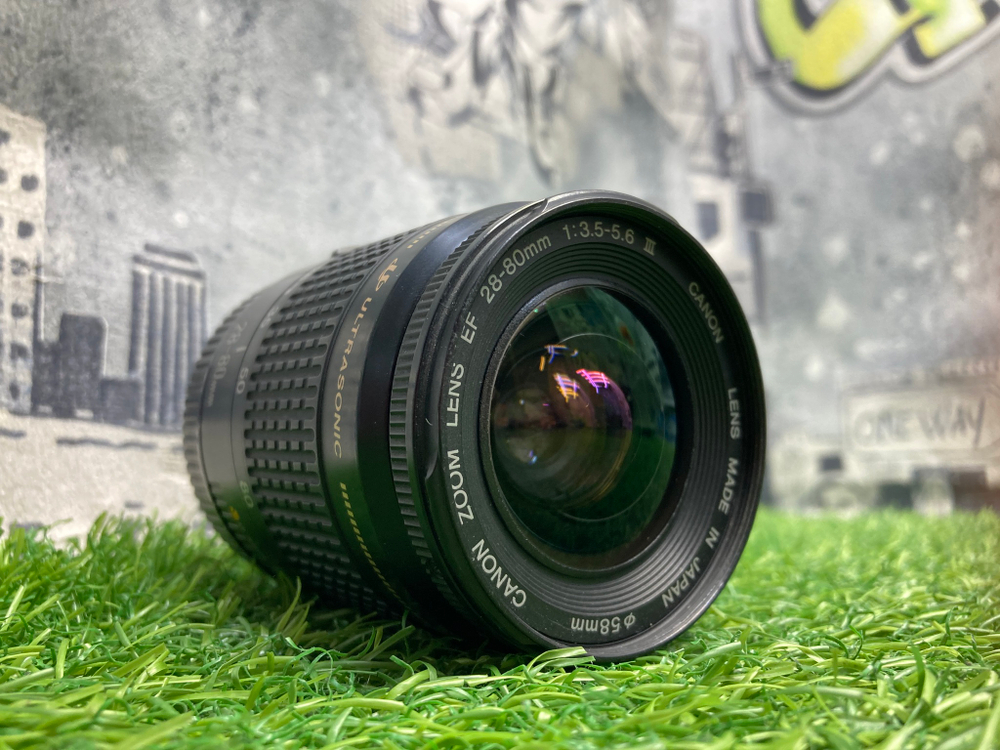 Canon EF 28-80mm 3.5-5.6 III