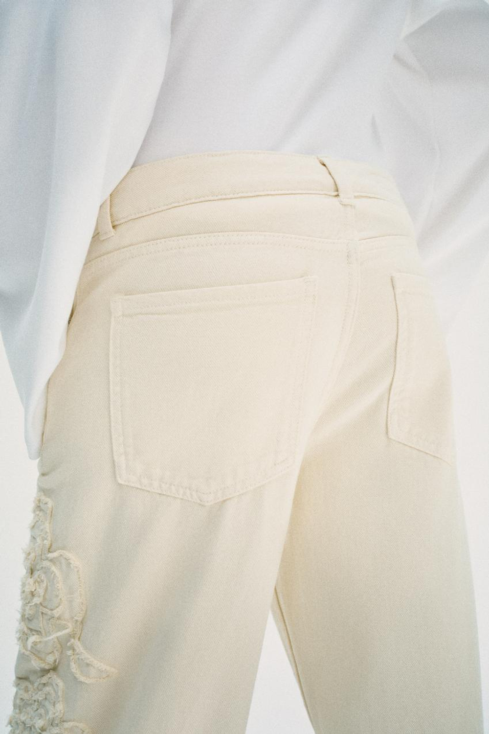 ZARA ДЖИНСЫ Z1975 WIDE-LEG С ЦВЕТОЧНОЙ ФАКТУРОЙ, ПЕСОЧНЫЙ