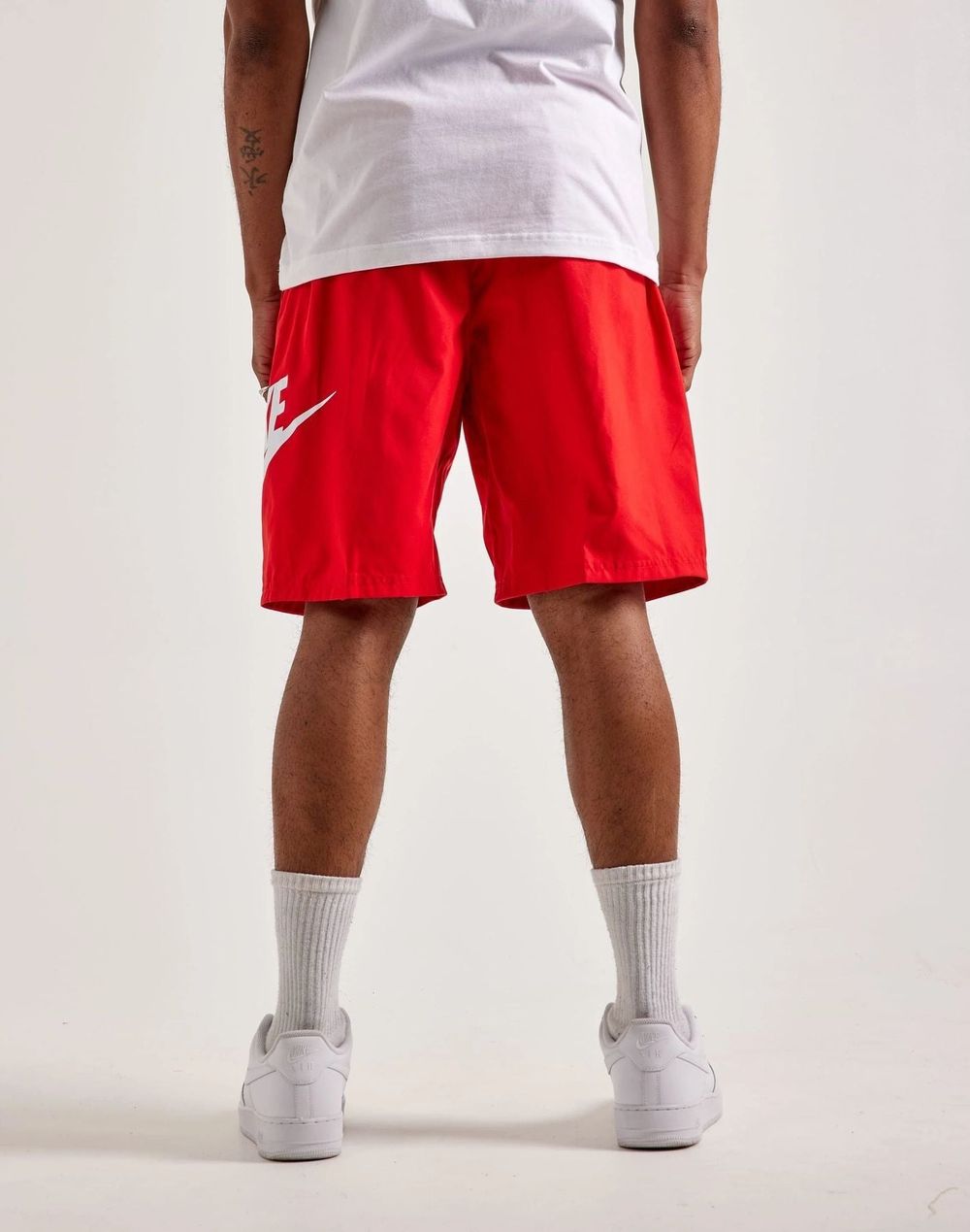 Шорты спортивные мужские NIKE M NK CLUB SHORT WVN