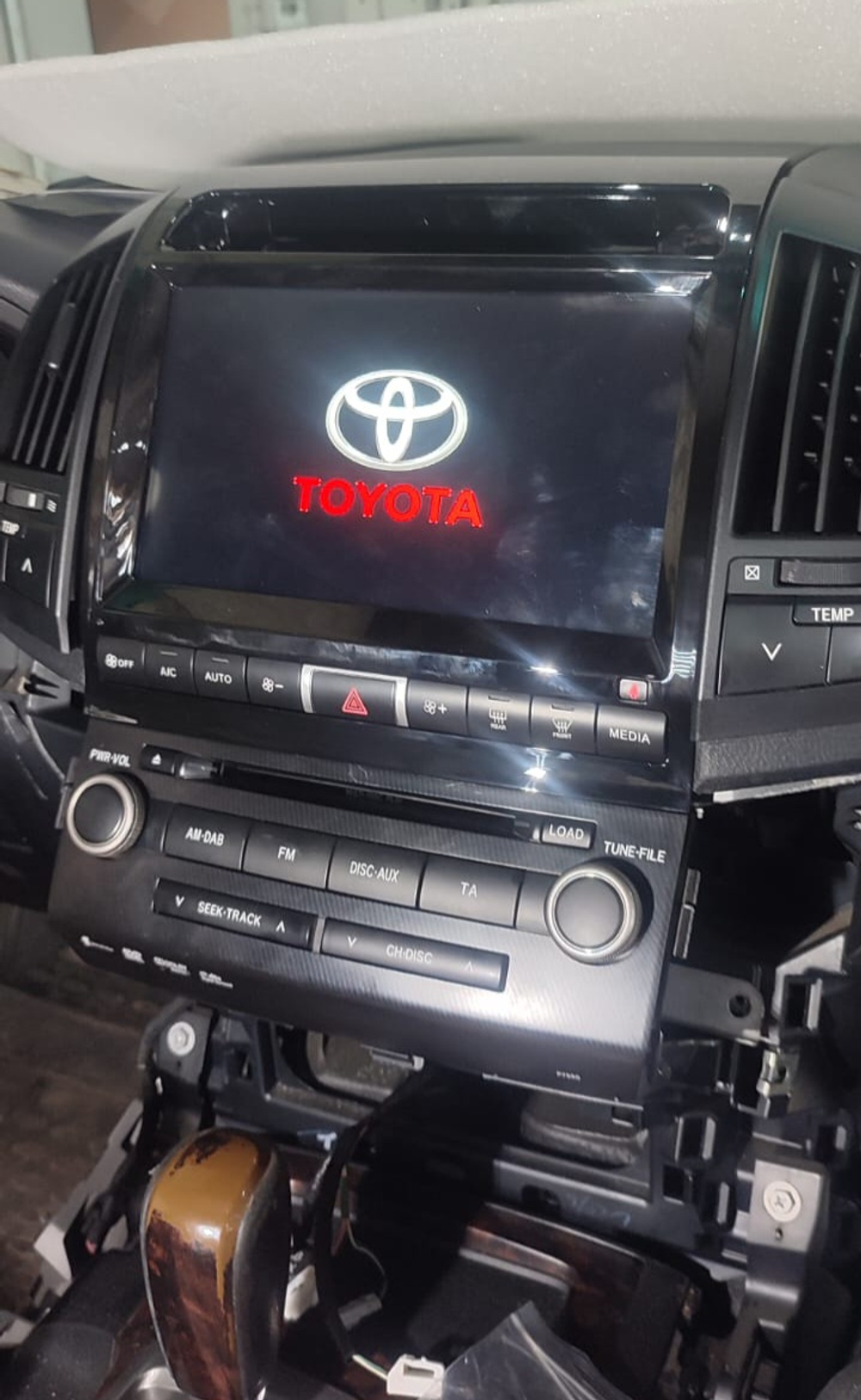 Установочный комплект для TOYOTA Land Cruiser 200 2007-2015 top  KUBERG SF-1620-3-A
