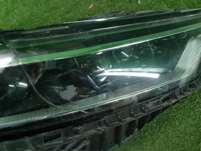 Фара правая Cadillac XT6 (2019-н.в.) LED