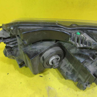 Битая Фара правая Honda Pilot 3 (2015-2018) LED