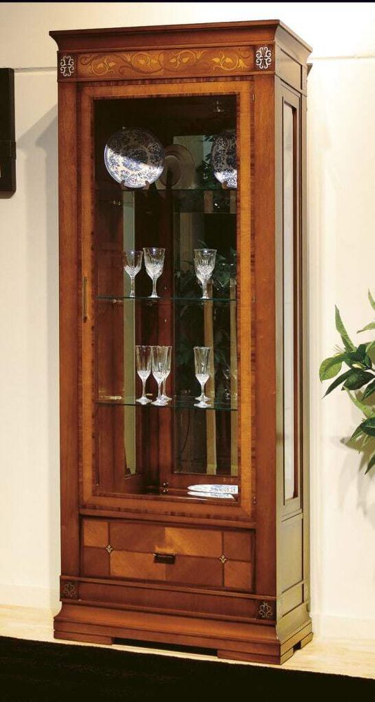 Витрина 708 Solomando Витрина 708 Solomando