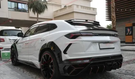 Карбоновый комплект спойлеров для Lamborghini Urus 2018 Ламборгини Урус